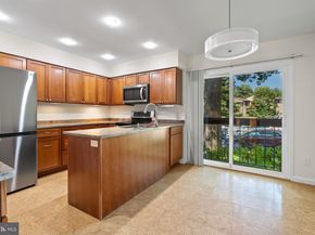 3187 Readsborough Court, Fairfax VA 22031