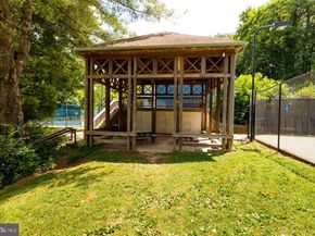 9307 Coronado Terrace, Fairfax VA 22031