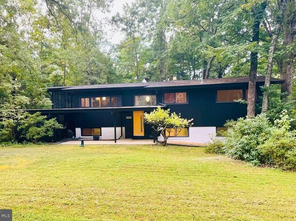 9307 Coronado Terrace, Fairfax VA 22031