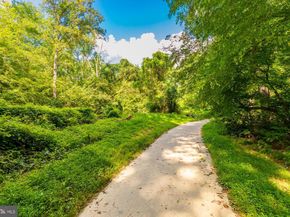 9307 Coronado Terrace, Fairfax VA 22031