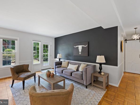 3332 Martha Custis Drive, Alexandria VA 22302