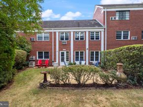 3332 Martha Custis Drive, Alexandria VA 22302
