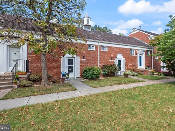 3332 Martha Custis Drive, Alexandria VA 22302