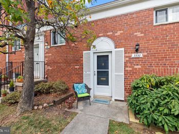 3332 Martha Custis Drive