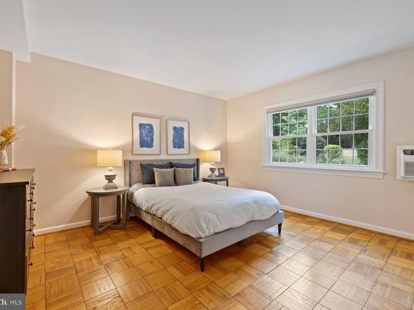 3332 Martha Custis Drive, Alexandria VA 22302