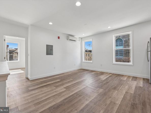 3847 Terrace Street, Philadelphia PA 19128