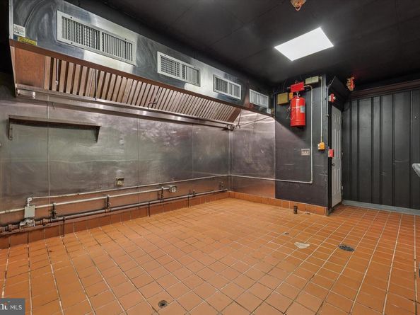3847 Terrace Street, Philadelphia PA 19128