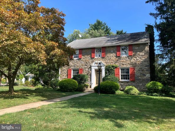 45 W Golfview Road, Havertown PA 19083
