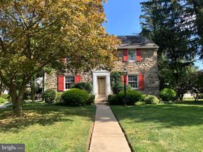 45 W Golfview Road, Havertown PA 19083