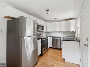6 Elizabeth Street, Conshohocken PA 19428
