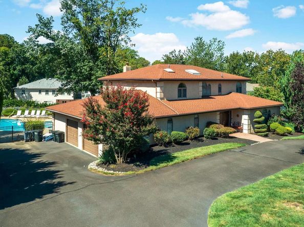 3843 Loop Road, Huntingdon Valley PA 19006