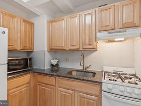 1806-1818 Rittenhouse Sq 1605, Philadelphia PA 19103