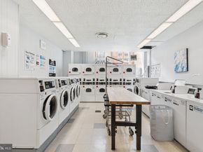 1806-1818 Rittenhouse Sq 1605, Philadelphia PA 19103