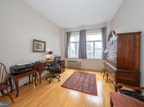 1900 Hamilton Street 802, Philadelphia PA 19130