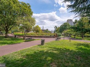 1900 Hamilton Street 802, Philadelphia PA 19130