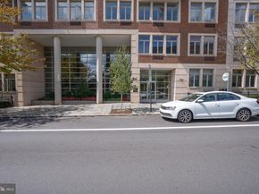 1900 Hamilton Street 802, Philadelphia PA 19130