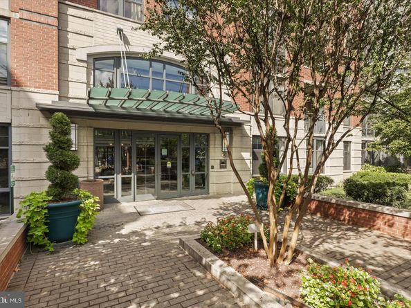 1021 N Garfield Street 735, Arlington VA 22201