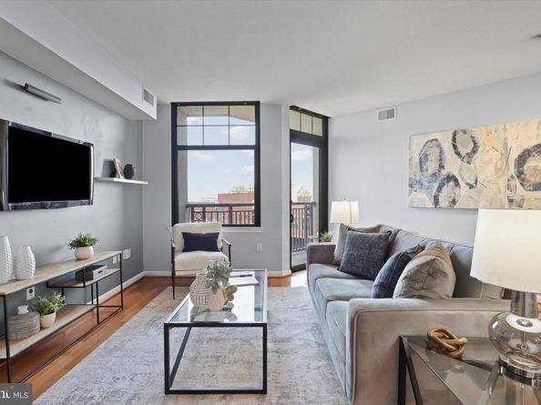 1021 N Garfield Street 735, Arlington VA 22201