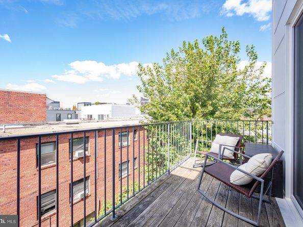 610 Newton Place NW 12, Washington DC 20010