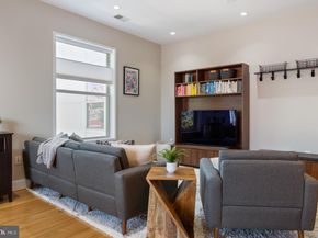 610 Newton Place NW 12, Washington DC 20010
