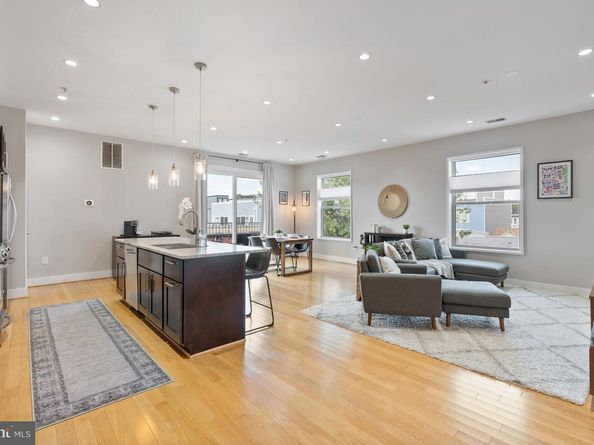 610 Newton Place NW 12, Washington DC 20010
