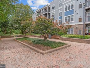 5565 Seminary Road 206, Falls Church VA 22041