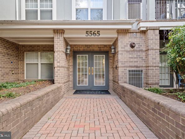 5565 Seminary Road 206, Falls Church VA 22041