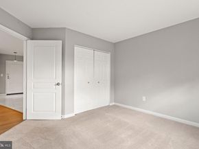 5565 Seminary Road 206, Falls Church VA 22041