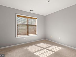 5565 Seminary Road 206, Falls Church VA 22041