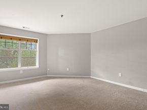 5565 Seminary Road 206, Falls Church VA 22041