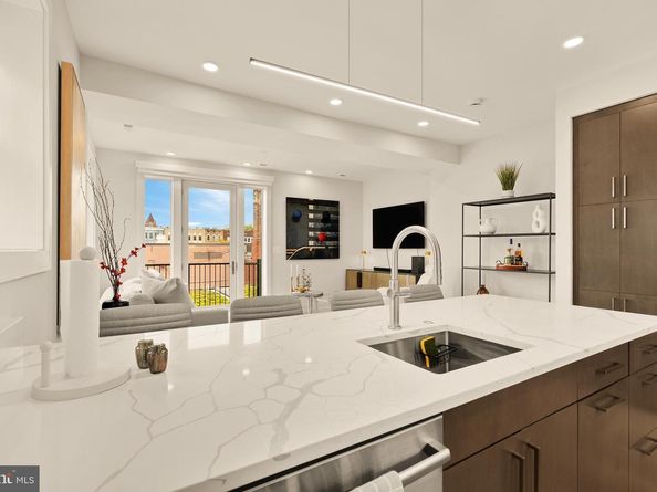 1746 Lanier Place NW 3, Washington DC 20009