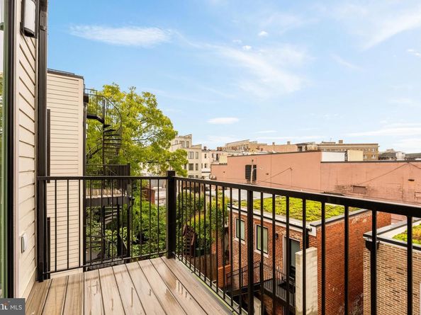 1746 Lanier Place NW 3, Washington DC 20009