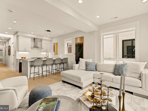 1746 Lanier Place NW 3, Washington DC 20009
