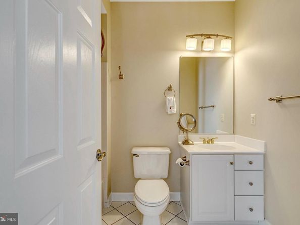 47788 Saulty Drive, Sterling VA 20165