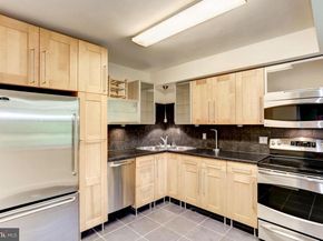 1336 N Ode Street N 7, Arlington VA 22209