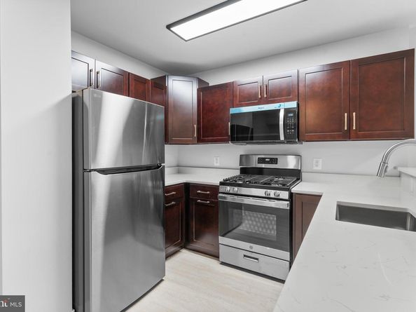 4272 East Capitol Street E 2, Washington DC 20019