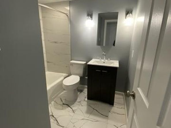 4272 East Capitol Street E 2, Washington DC 20019
