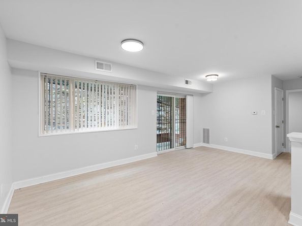 4272 East Capitol Street E 2, Washington DC 20019