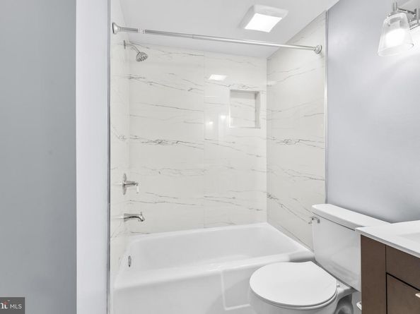 4272 East Capitol Street E 2, Washington DC 20019