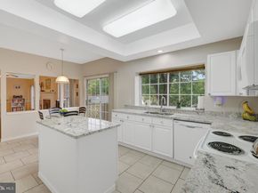 30125 Merchant Court, Great Falls VA 22066