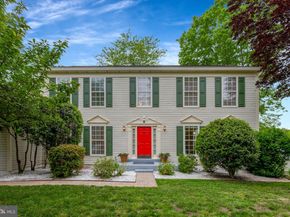 30125 Merchant Court, Great Falls VA 22066