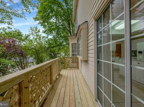 30125 Merchant Court, Great Falls VA 22066