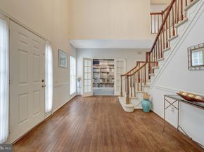30125 Merchant Court, Great Falls VA 22066