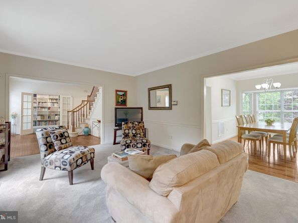 30125 Merchant Court, Great Falls VA 22066