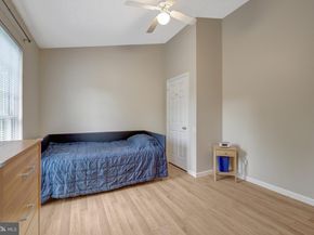 30125 Merchant Court, Great Falls VA 22066