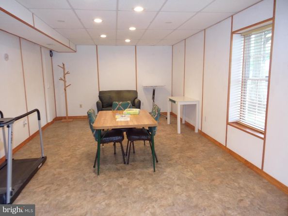 30125 Merchant Court, Great Falls VA 22066