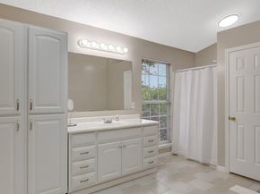30125 Merchant Court, Great Falls VA 22066