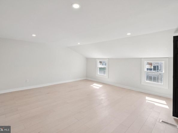 3526 E Thompson Street, Philadelphia PA 19134