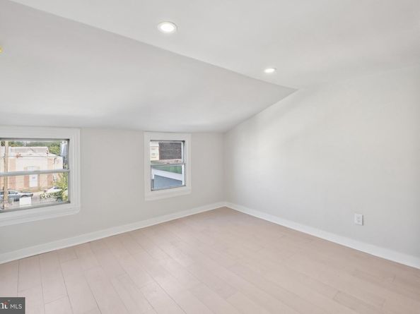 3526 E Thompson Street, Philadelphia PA 19134