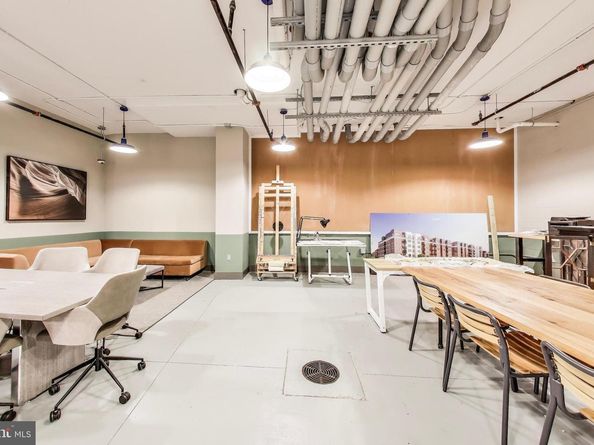 701 Swann Avenue 508, Alexandria VA 22301